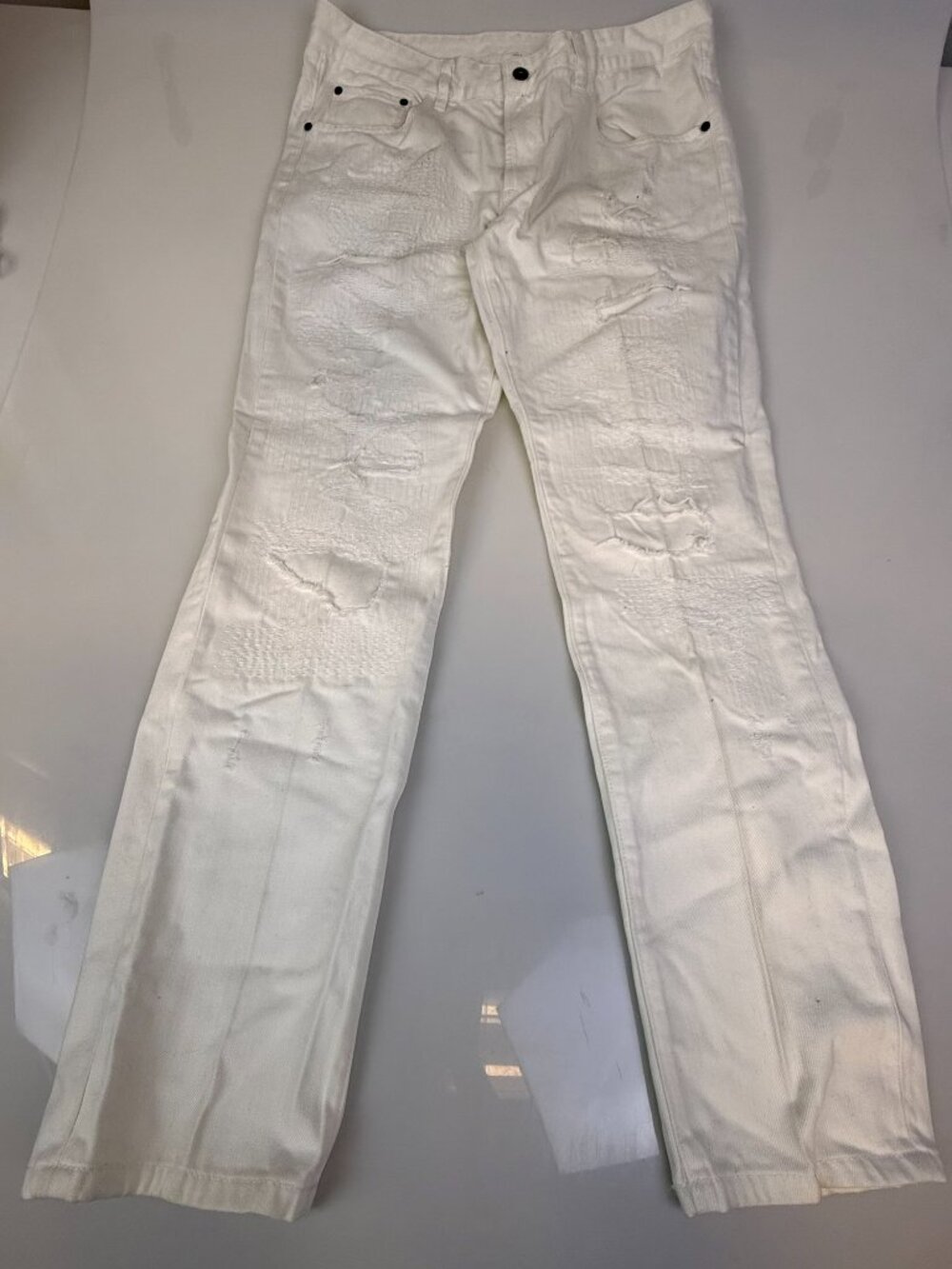 Born Fly White Premium Distressed Denim Straight Fit Jeans J1-5